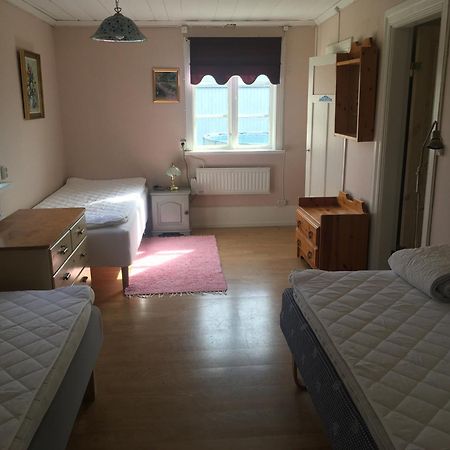 Enkoeping Cottage Экстерьер фото