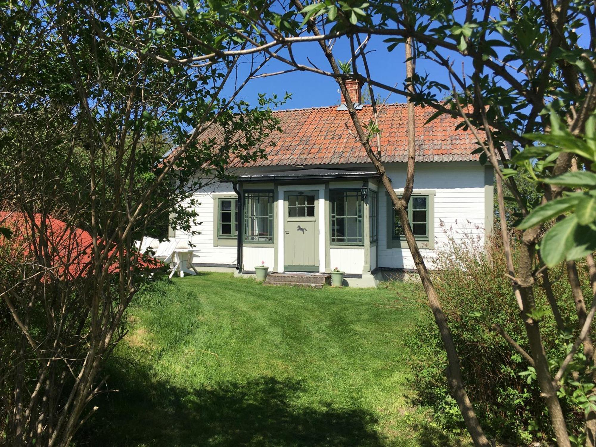 Enkoeping Cottage Экстерьер фото